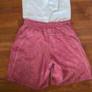 Lululemon 7in Pace Breaker Shorts